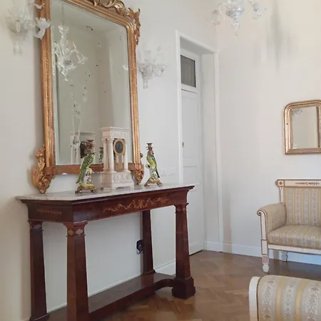 Blue Dionysos - With Inside Bathroom Gasthof *